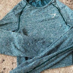 GYMSHARK long sleeve crop